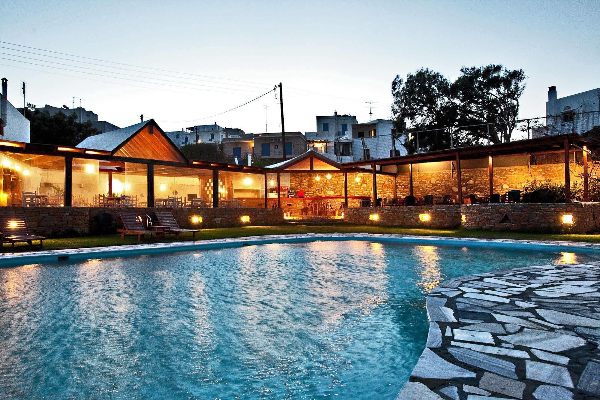 Aeolos Bay Hotel Tínos Exterior foto