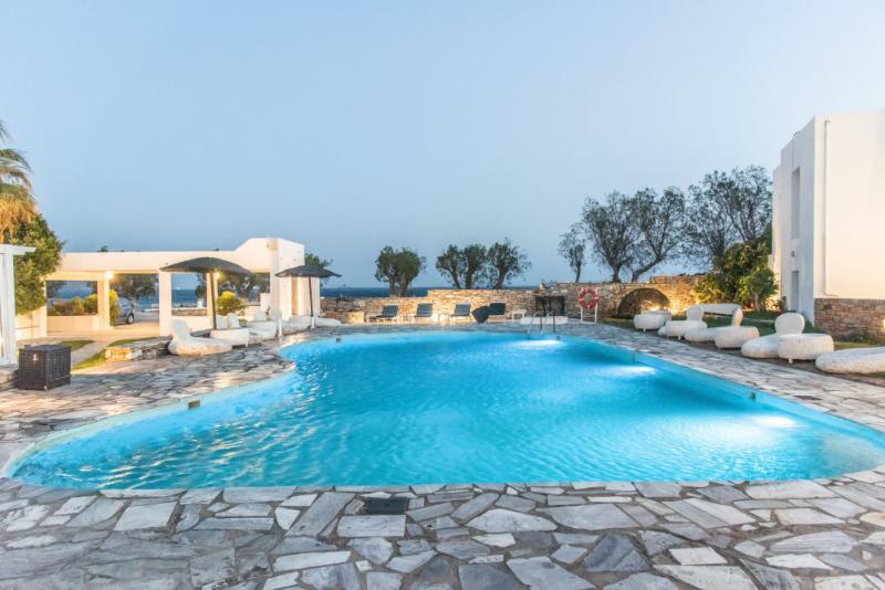 Aeolos Bay Hotel Tínos Exterior foto