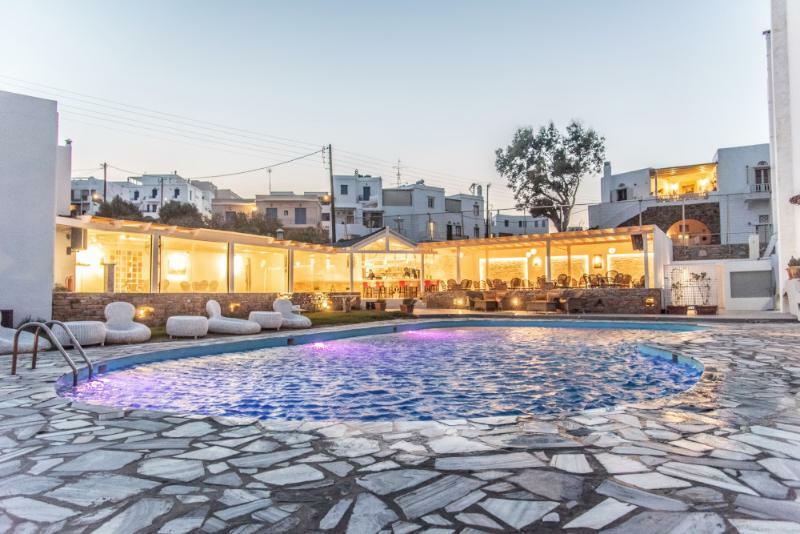 Aeolos Bay Hotel Tínos Exterior foto